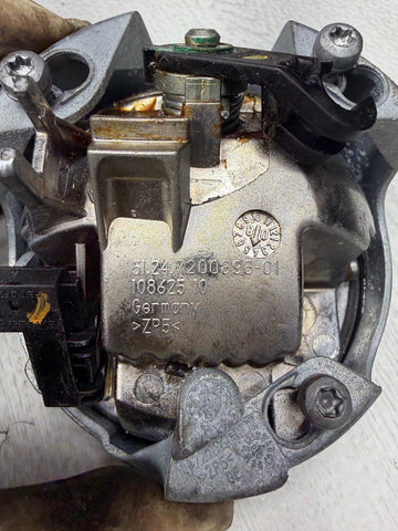 04-10 BMW 640 650i M6 Convertible Rear Trunk Lid Emblem Logo Handle 7200896 OEM