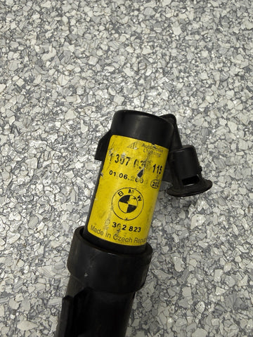 01-06 BMW E46 325Ci 330Ci M3 Headlight Washer Nozzle Jet Pipe OEM 8362823