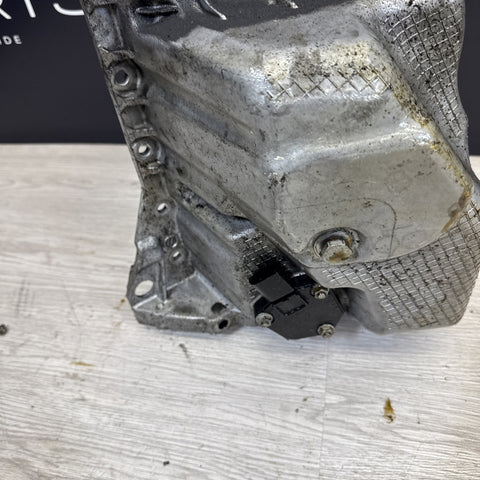 BMW F80 F82 F83 M3 M4 15-20 Engine Oil Pan S55 7854463 *Notes*