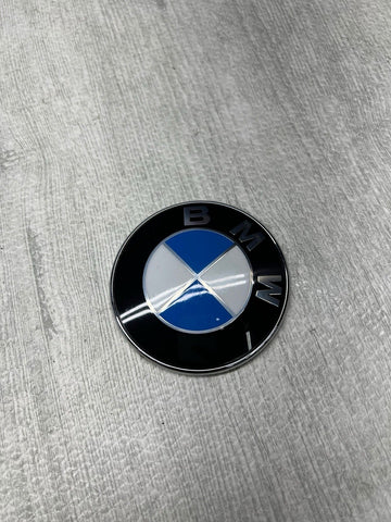 BMW E46 325 330 M3 Convertible Emblem Roundel Trunk Logo 7019946 51137019946
