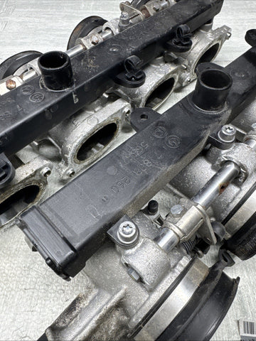 Complete Throttle Body Bodies Set BMW E90 E92 E93 M3 S65 4.0 V8 7838246