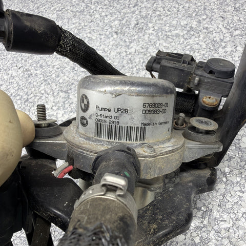 06-10 BMW M6 E63 E64 BRAKE VACUUM PUMP ACTUATOR MOTOR ASSEMBLY 6769029 OEM