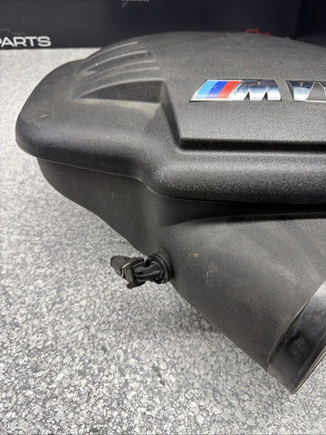 2008-2013 BMW E90 E92 E93 M3 S65 V8 ENGINE AIR INTAKE MANIFOLD 11617838010