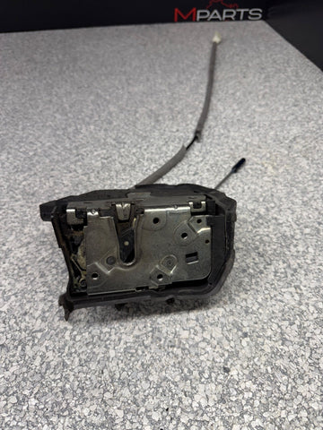 00-06 BMW E46 330Ci M3 Right Passenger Door Lock Hatch Actuator OEM 7011250