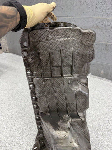 OEM BMW F87 F80 F82 F83 M2 M3 M4 15-20 Engine S55 Oil Pan *Crack*