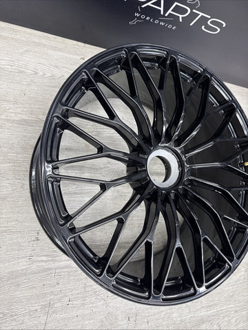 OEM / REFINISHED 20” Lamborghini Aventador S Front 20x9 ET22 Wheel Rim 470601017