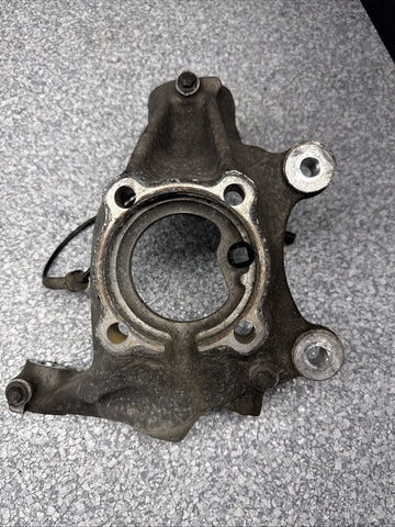08-13 BMW E90 E92 E93 M3 OEM Front Left Steering Knuckle Spindle No Bearing