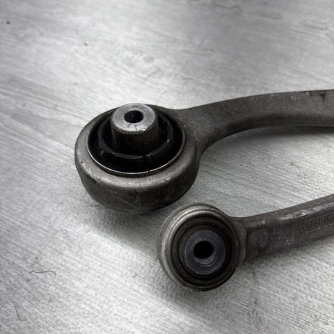 BMW 2004-2010 E60 M5 FRONT RIGHT PASSENGER LOWER UPPER WISHBONE CONTROL ARM OEM