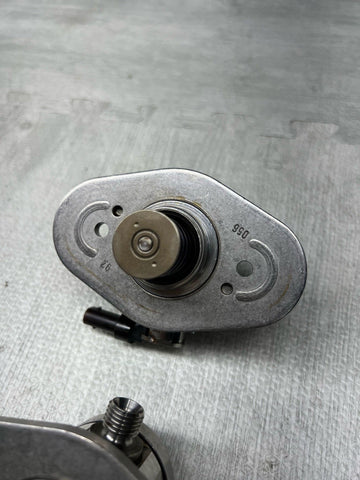 OEM BMW G05 G07 G12 G15 G30 Engine N63 S63 V8 HPFP High Pressure Fuel Pumps