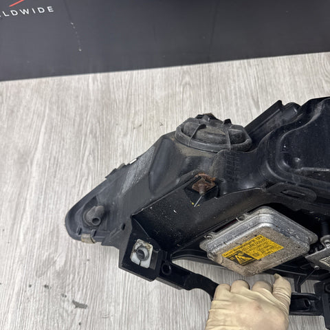 BMW E60 525 535 M5 04-07 OEM PASSENGER RIGHT SIDE HID XENON LIGHT LAMP HEADLIGHT