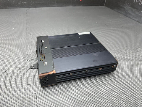 01 BMW Z3 2.5 ROADSTER E36/7 AUDIO AMPLIFIER AMP HARMAN KARDON 65.12-0690284003