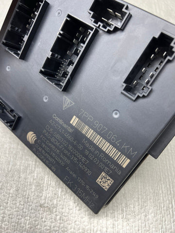 PORSCHE PANAMERA 970 MACAN BODY BCM COMFORT CONTROL MODULE FRONT 7PP907064