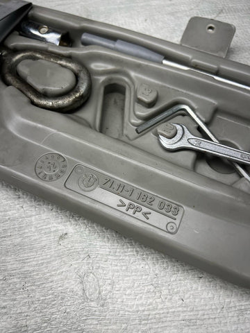 BMW E36 323 325 328 M3 Rear Trunk Emergency Spare Tire Tool Kit + Tools OEM