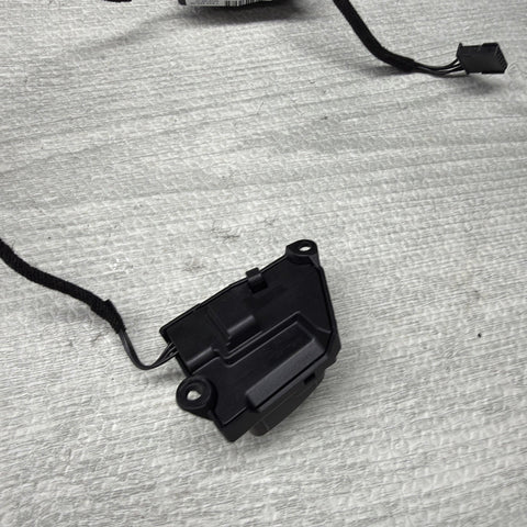 BMW E82 E88 E90 E92 E93 335 M3 BMW Steering Wheel Harness Buttons 7842434