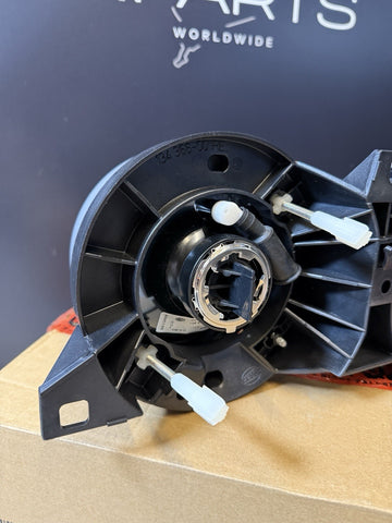 NEW OEM BMW E30 325 M3 87-89 PASSENGER RIGHT XENON HEADLIGHT LAMP LIGHT