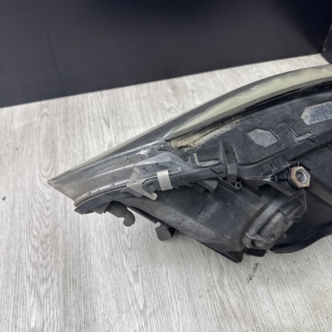 BMW E60 525 535 M5 04-07 OEM PASSENGER RIGHT SIDE HID XENON LIGHT LAMP HEADLIGHT