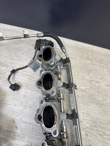 06-10 BMW M5 M6 S85 Individual Throttle Body Assembly ITB Fuel Rail Injectors