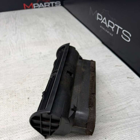 1996–2002 BMW Z3 Roadster/Coupe Centre Dash Air-Vent Duct OEM 8397713.9
