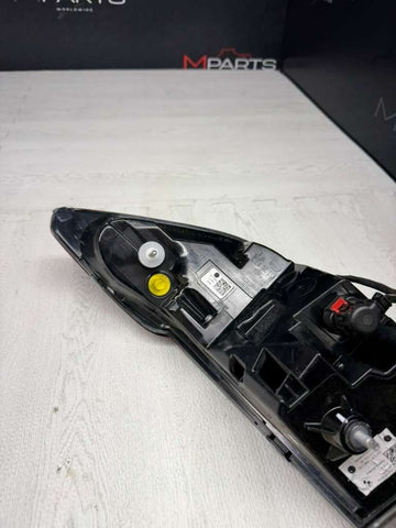 19-24 BMW M3 G80 G20 Rear Left Outer Tail Light lamp Assembly OEM 7420451