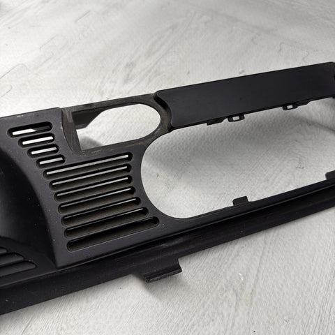 01-06 BMW E46 CONVERTIBLE REAR SEAT ROLLOVER BAR TRIM COVER 8204279 OEM BLACK