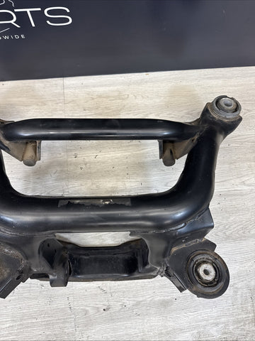 01-06 BMW E46 M3 REAR SUSPENSION SUBFRAME AXLE CARRIER CRADLE