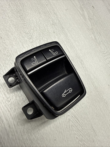 BMW 15-20 F33 F83 M4 Convertible Roof Switch Neck Warmer Buttons Button 6832923