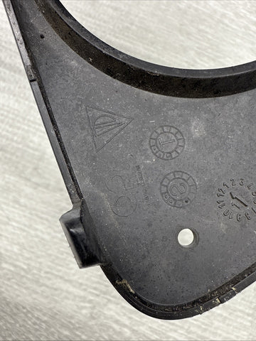 PORSCHE 15-18 MACAN FRONT RIGHT FOG LIGHT LAMP TRIM COVER BEZEL + PDC SENSOR OEM