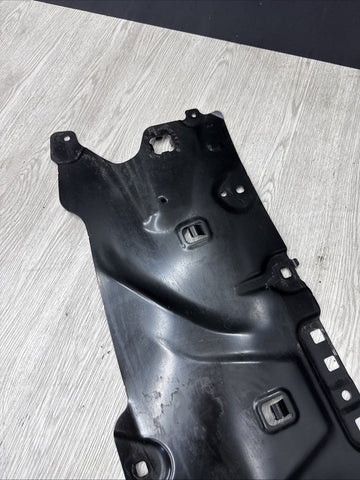 BMW 18-25 F90 F91 F92 F93 M5 M8 Front cross Brace Cover Shield OEM 51648081734