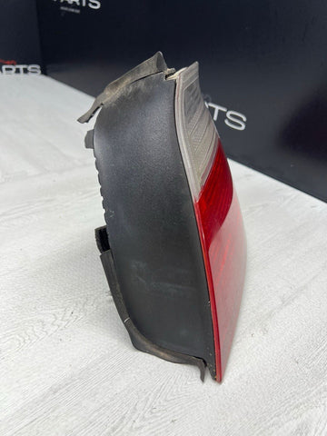 01-06 BMW 3 Series E46 M3 Convertible Right Passenger Rear Tail Light OEM