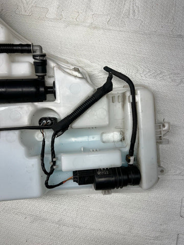 BMW 4 Series F32 F33 F82 F83 M4 Windshield Washer Fluid Tank 7241679