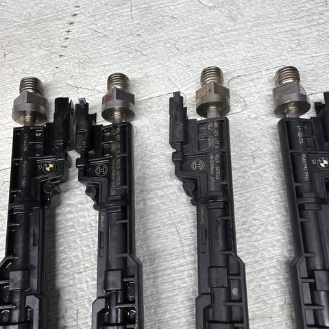 OEM BMW F10 F12 F13 F85 M5 M6 X5 Engine N63 S63 High Pressure Fuel Injector SET
