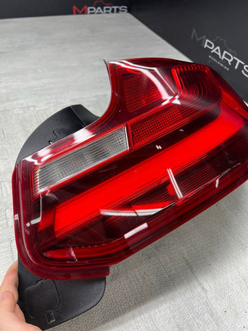 2015-2016 BMW 228i 230i M2 M235i M240i Tail Light Lamp Right Passenger OEM