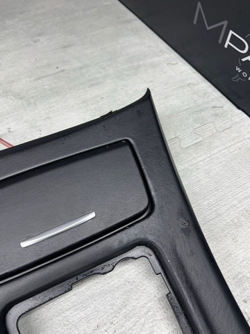 09-13 BMW E93 M3 CONVERTIBLE DCT CIC LEATHER CENTER CONSOLE TRIM