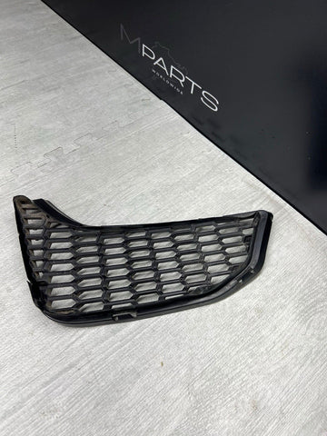 15-20 BMW F80 F82 F83 M3 M4 Front Bumper Left Driver Grill Insert Trim Cover OEM