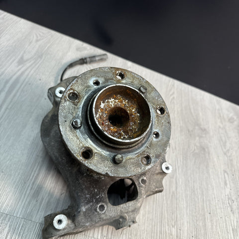 Front Left Spindle Knuckle Hub Driver 06-10 BMW E60 M5 S85 V10 OEM