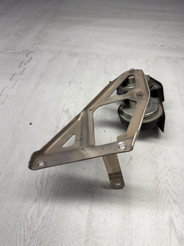 08-13 BMW E90 E92 E93 M3 High Low Tone Horn Signal Set with Bracket OEM *Crack*