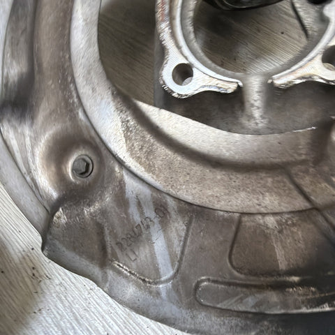 15-20 OEM BMW F80 F82 F83 M3 M4 Front Left Hub Spindle Knuckle Wheel *Notes*