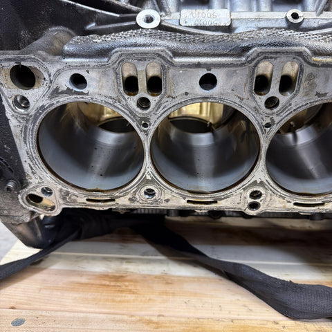 08-13 OEM BMW E90 E92 E93 M3 S65 Engine Motor Cylinder Block Bare