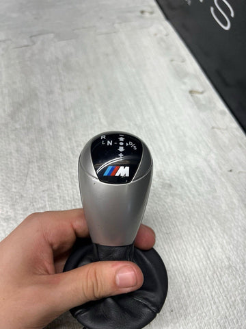 06-10 BMW E60 E63 E64 M5 M6 SMG Transmission Shift Knob & Boot 7898248