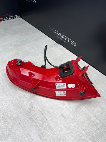 2015-2018 PORSCHE MACAN - Right Outer TAIL Light / LAMP 95B945096N