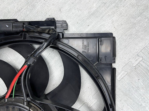 12-16 BMW F30 F32 335I 428I 435I M-SPORT ENGINE COOLING FAN MOTOR SHROUD 850W