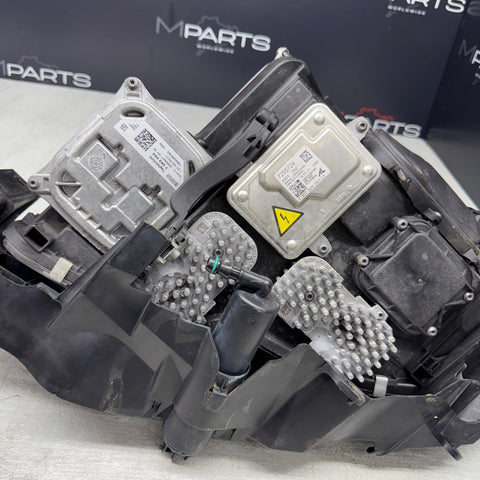 2010-2013 BMW 3 Series E92 / E93 Right LED Xenon Headlight OEM 7239936-07