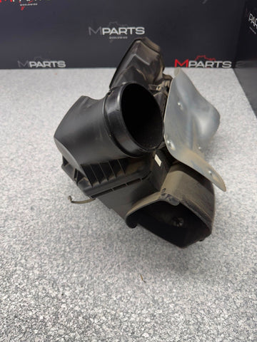 19-25 BMW G20 M340i Intake Air Filter Silencer OEM 72423094 MAHLE