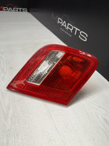 BMW 01-06 E46 M3 Rear Trunk Lid Light Left Driver