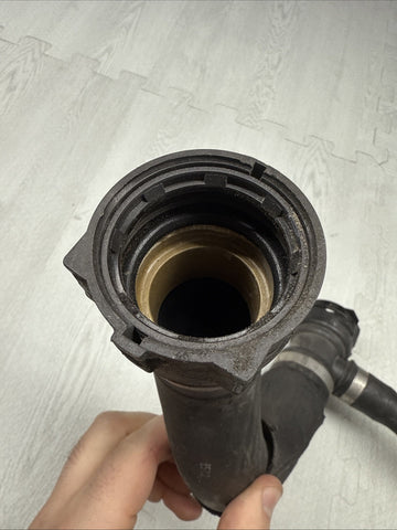 BMW 15-20 F80 F82 F83 M3 M4 COOLING RADIATOR UPPER HOSE PIPE 7508036