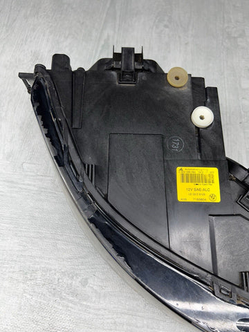 04-07 BMW E63 E64 M6 Front Adaptive Bi-Xenon Headlights OEM Set Pair