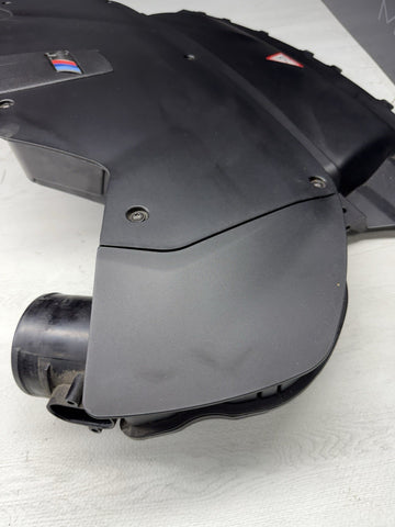 2014-2019 BMW F85 X5M Engine Air Intake Filter Box Housing 7638564 OEM