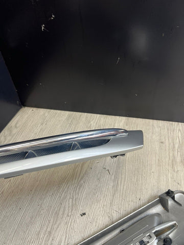 98-02 BMW Z3 M Z3M Fender Hood Vent Grilles Grilles Pair OEM Silver