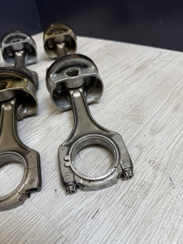 08-13 BMW E90 E92 E93 M3 V8 S65 Engine Pistons & Connecting Rods OEM Set