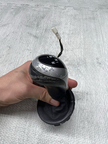 06-10 BMW E60 E63 E64 M5 M6 SMG Transmission Shift Knob & Boot 25162282750